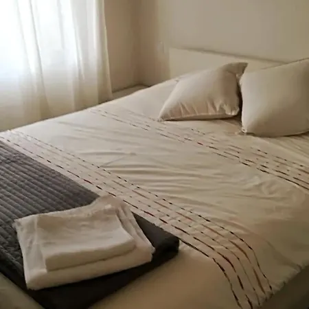 Acogedor Con Bonitas Vistas. E-bi-609 Appartement